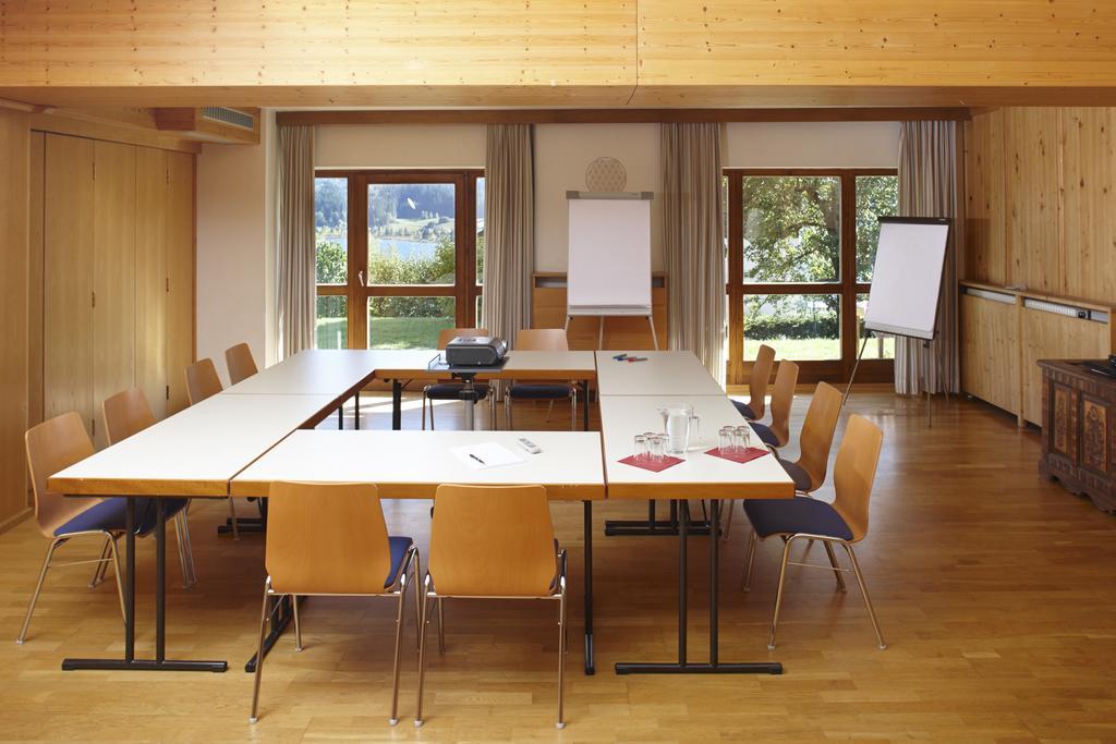 Kolbitsch Am Weissensee Ein Seeblick Der Verzaubert Inklusive Premiumcard Kültér fotó
